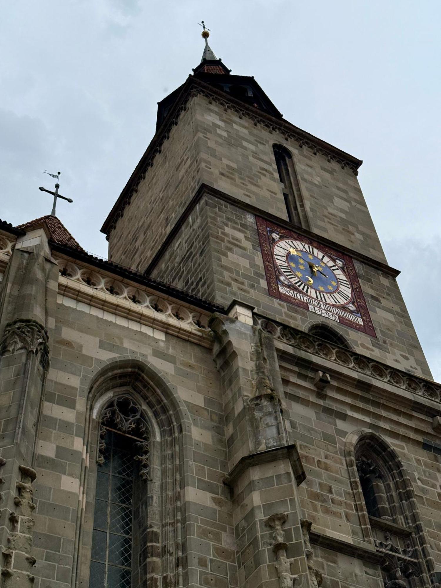 36 * Brașov