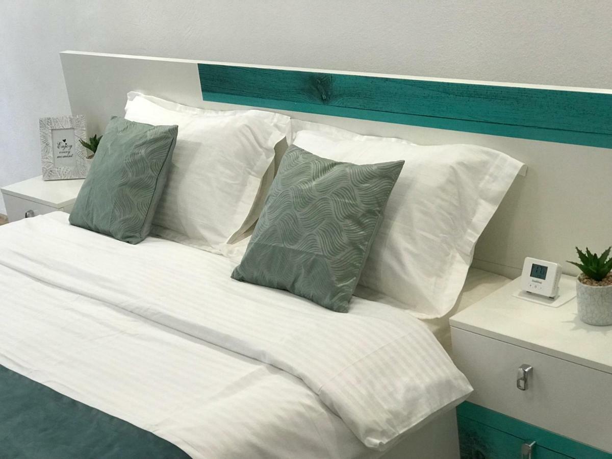 Apartament 36 *